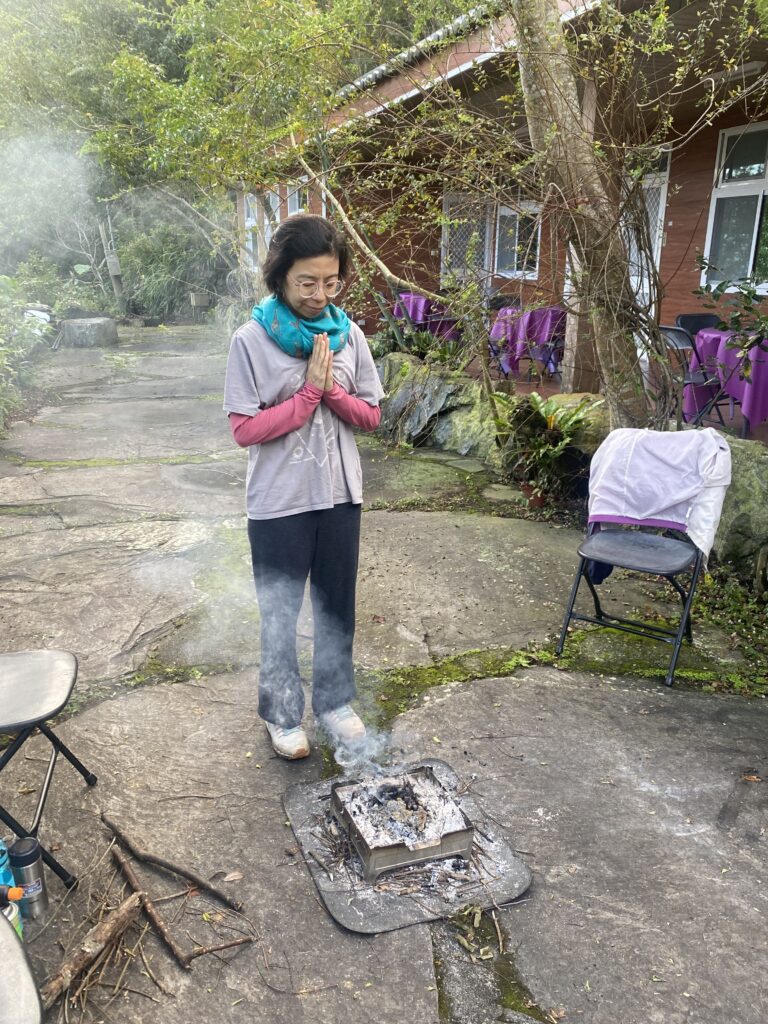 靈境追尋中，進行儀式洗塵
