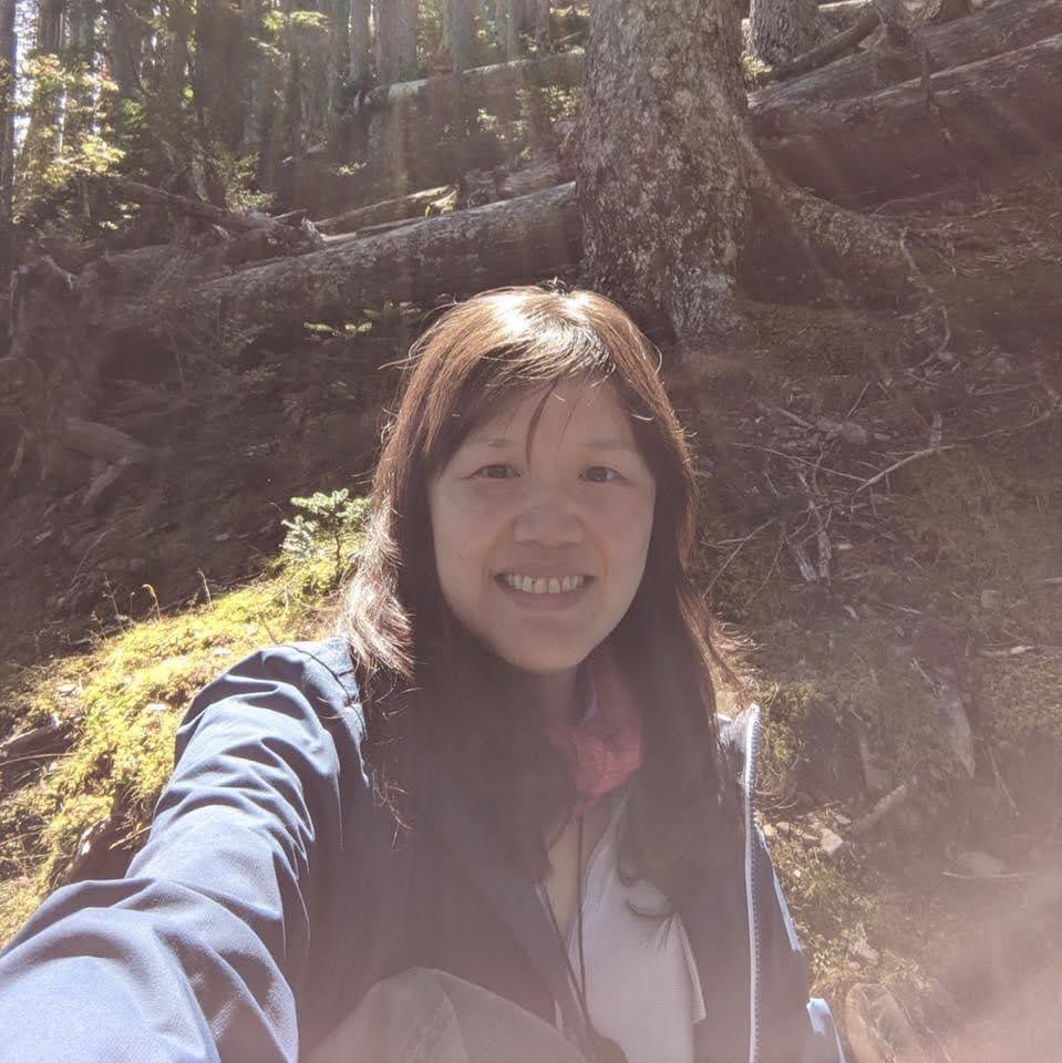 Erica擁有近30年的薩滿實踐經驗
